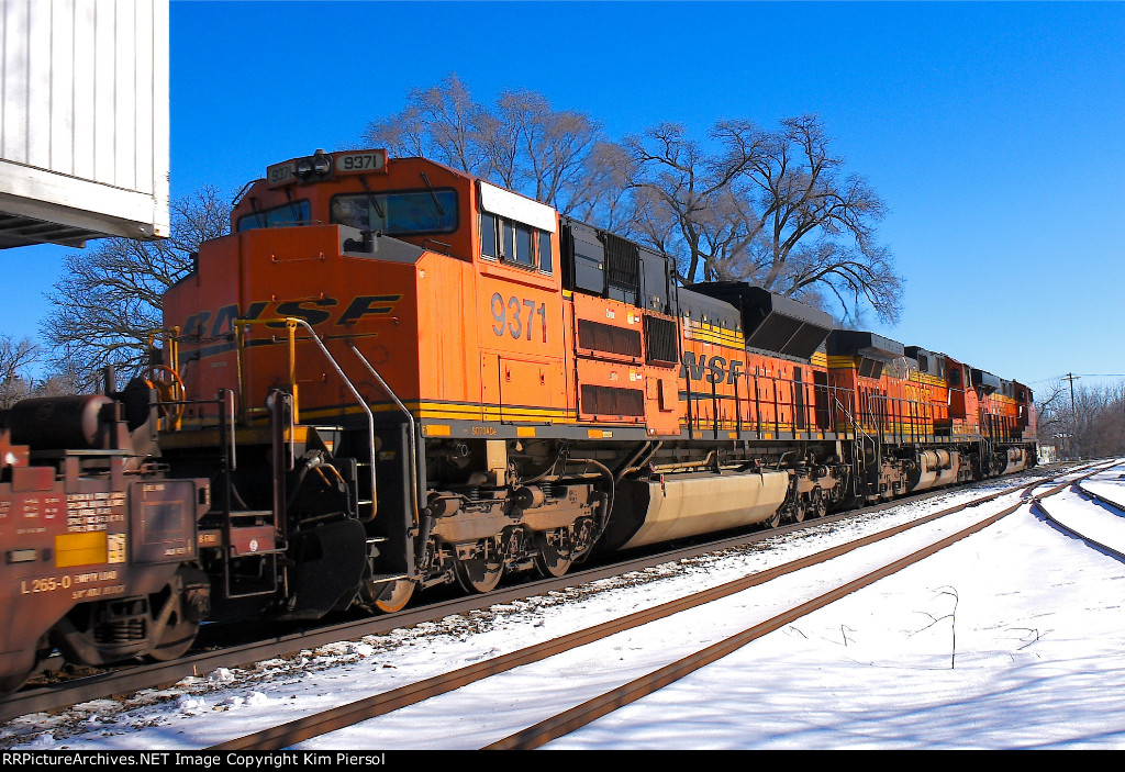 BNSF 9371